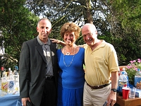  Harv Stern, Mary Mendes, Paul Summit 
photo Harv Stern